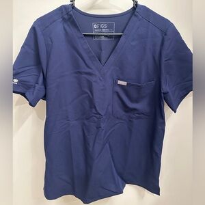 Figs women’s scrub top (L)